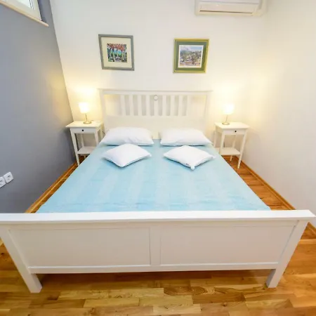 Ferienhaus Holiday Jelaa¡ Makarska
